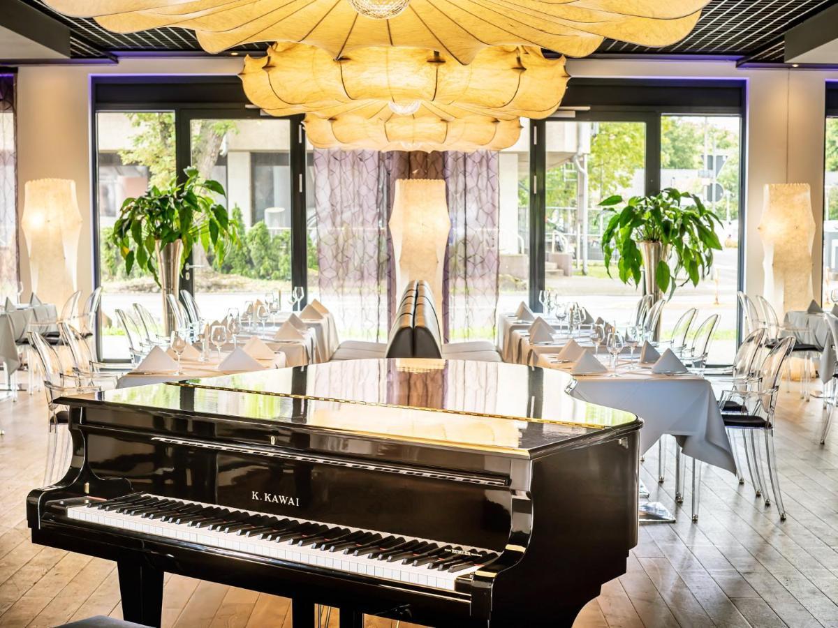 Victor'S Residenz-Hotel Saarlouis Εξωτερικό φωτογραφία