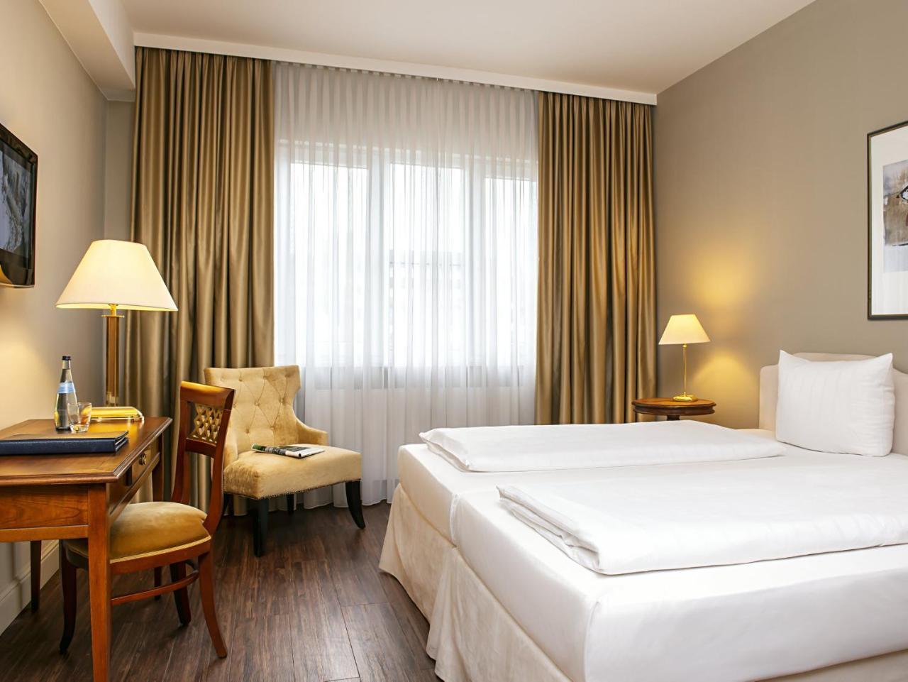 Victor'S Residenz-Hotel Saarlouis Εξωτερικό φωτογραφία