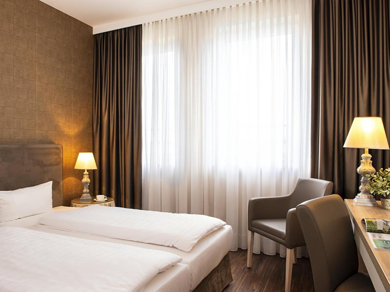 Victor'S Residenz-Hotel Saarlouis Εξωτερικό φωτογραφία